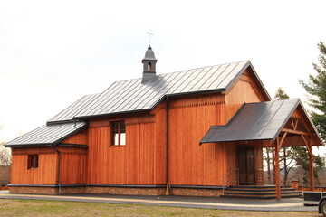 Mołodycz, Studnia, Kościół, Zabytek, Pomnik, Krzyż © woodyd
