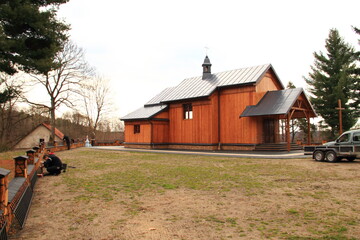 Mołodycz, Studnia, Kościół, Zabytek, Pomnik, Krzyż © woodyd