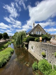 Fototapeta na wymiar Rivière Anguison à Corbigny, Bourgogne