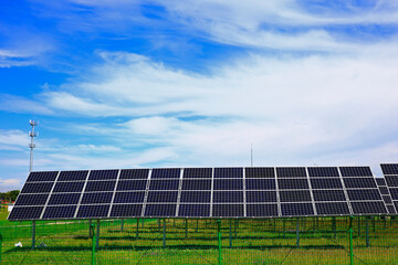 Solar photovoltaic panels and solar photovoltaic power generatio