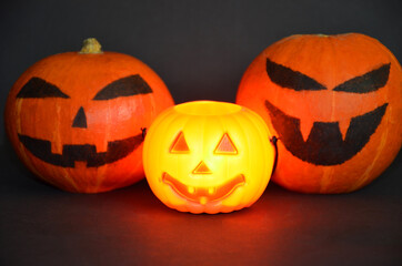 Halloween pumpkin and lantern on table