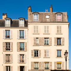 Fototapeta na wymiar Paris, typical facades in Montmartre