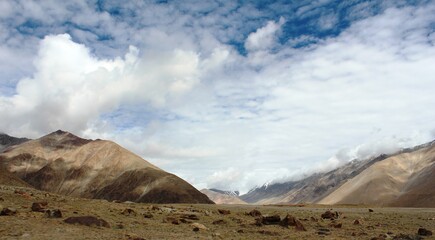 Fototapeta na wymiar Beautiful mountains of Ladakh region in India.