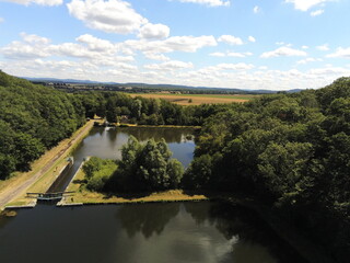 Obraz premium Bassin du canal du nivernais en Bourgogne, vue aérienne