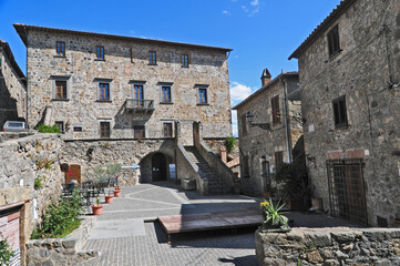 Bolsena ed i suoi vicoli e piazze - Viterbo