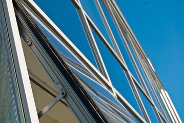 Obraz premium Glass and steel architectural construction