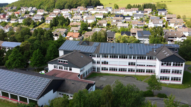 Hauptschule, Rudersdorf, Wilnsdorf, Schulzentrum, Schule, Schulgebäude
