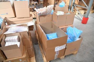 box, cardboard, carton, package, isolated, open, brown, empty, moving, container, boxes, shipping, packing, packaging, white, delivery, paper, parcel, storage, object, gift, post, mail, cardboard box,