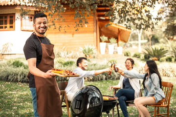 Churrasco em família ao ar livre