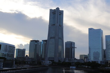 Fototapeta na wymiar 横浜ランドマークタワー