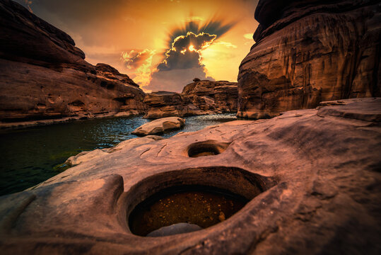 Landscape of sunset at Sam Phan Bok in Ubonratchathani unseen in Thailand. The Grand Canyon of Thailand.