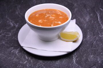 Kelle Paça, Lammkopfsuppe