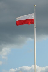 flaga Polski , flagi ,banderą, niebo, blękit, czerwień, symbol, krajowego, biała, dęty, banderą, kanada, kraj, biegun, europa, macha, baner, narody, chmura, flying, unia, fala, patriotyzm