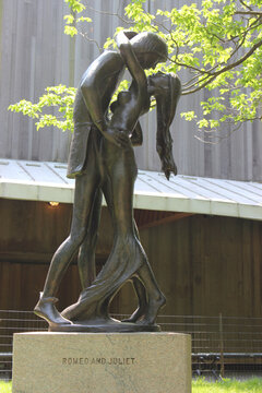 New York - Estatua De Romeo Y Julieta