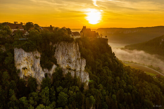 Sonnenaufgang im Donautal 