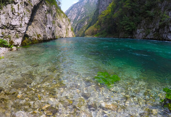 Bałkany, rzeka w kanionie