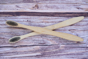 Cepillo de dientes de bambú