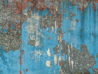 Alter Lack blättert ab