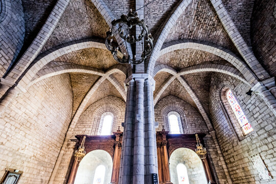 Dans le sanctuaire notre-dame de Rocamadour,