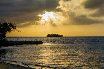Amanecer en la isla