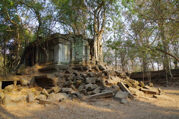 カンボジア　世界遺産アンコール遺跡群　ベンメリア