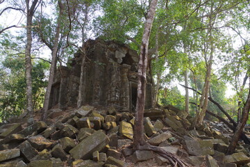 Fototapeta na wymiar カンボジア　世界遺産アンコール遺跡群　ベンメリア