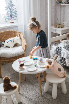 Tea party with toy buddies