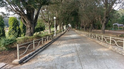 Obraz premium Way in the Brindavan garden park,Mysore, Karnataka, India. 