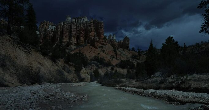 Low angle, Bryce Canyon river timelapse at night