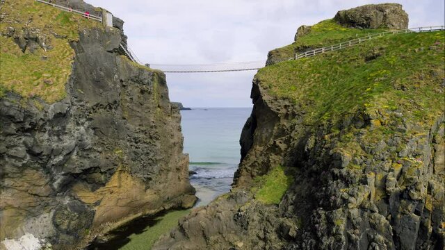 Aerial, bridge connects Ireland island
