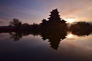 夜明けの国宝 松本城