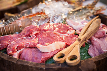 Decoration and raw foods.