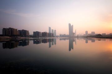 Fototapeta na wymiar Bahrain skyline and beautiful hues at sunrise