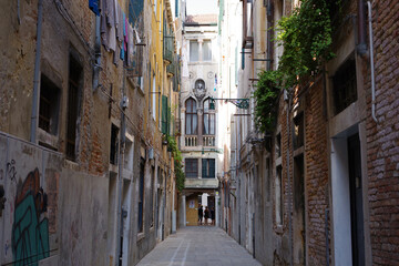 Etroite ruelle de Venise