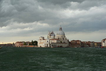 Venise sous l'orage vue du campanile de San Giorgio Maggiore