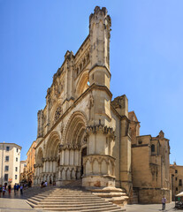 Fototapeta premium Front and South side of the Cathedral of Santa Maria and San Julian on Plaza Mayor in Cuenca, Spain