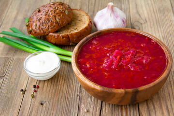 soup borscht with bread