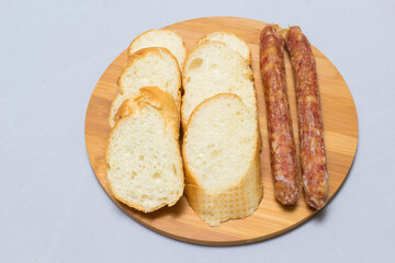 Indochina side dish bread with fermented pork sausage and chinese sausage