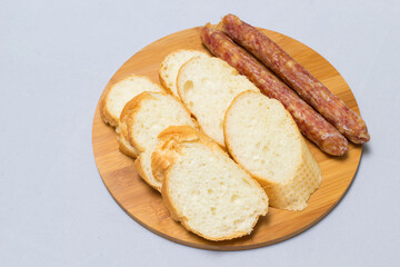 Indochina side dish bread with fermented pork sausage and chinese sausage