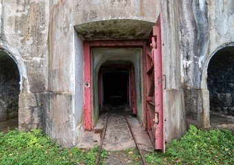 Fototapeta na wymiar Old abandoned bunker in the woods. Military Fort. powder warehouse, Vladivostok, Russia.