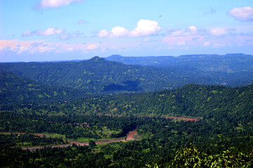 moti korvad landscape with mountains