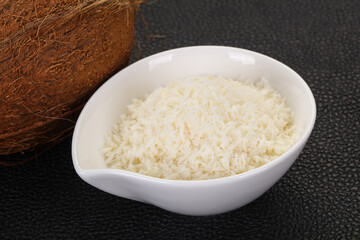 Coconut shredded chip with nut