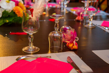 table à la réception de mariage