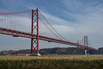 puente veinticinco de abril en Lisboa