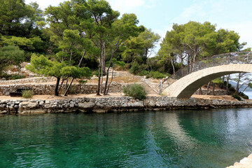 Fototapeta na wymiar bridge in National park Mljet, Croatia