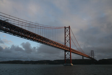 pont de Lisbonne ou ponte 25 Abril