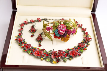 Fashion Jewelry Set Parure Necklace Earrings Bracelet Multicolor Roses 