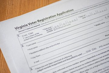 Fototapeta na wymiar Virginia Voter Registration Application form.
