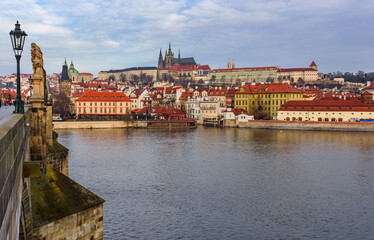 Fototapeta na wymiar Charles Bridge and Prague Castle in Prague