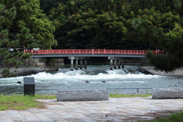 京都　宇治川にかかる還流橋